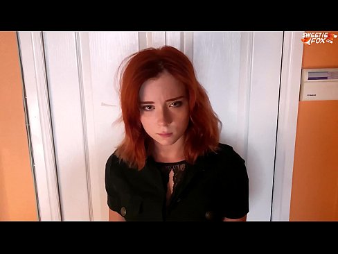 ❤️ Guarda de Segurança Punida Mulher Bonita por Roubo em Compras - Cum In Mouth ☑ Porno de qualidade em nós ❌️❤