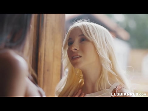 ❤️ A menina volta para casa alguns meses depois e acaba comendo a xoxota de sua madrasta ☑ Porno de qualidade em nós ❌️❤